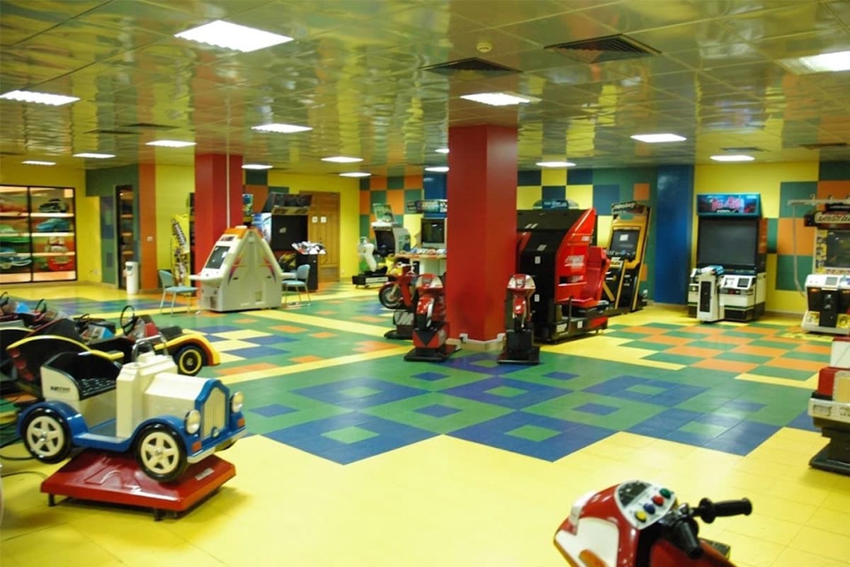 Game arcade machines