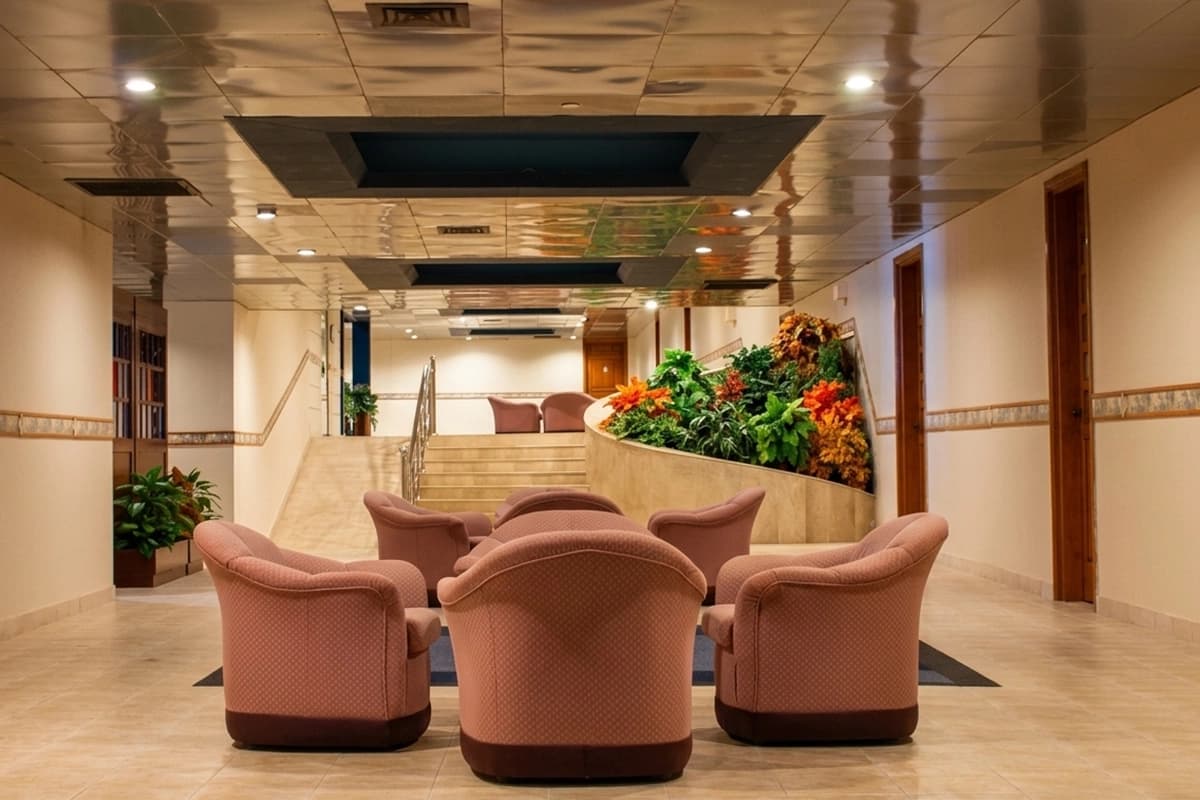 Relaxation area floral lounge