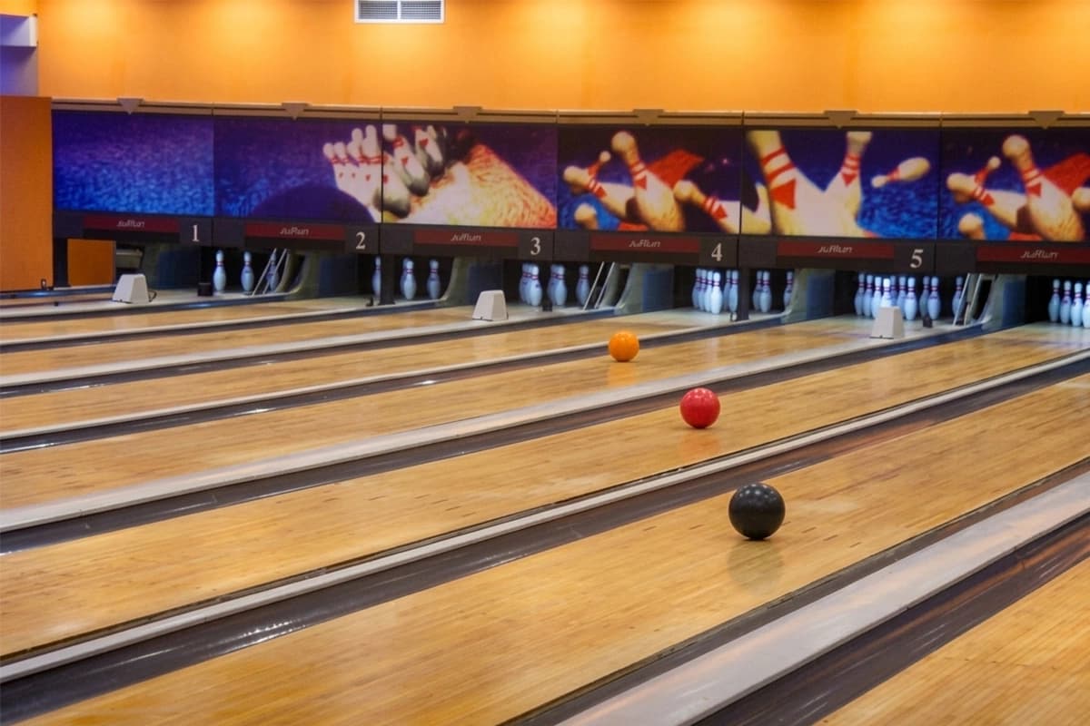 Southend Club bowling alley